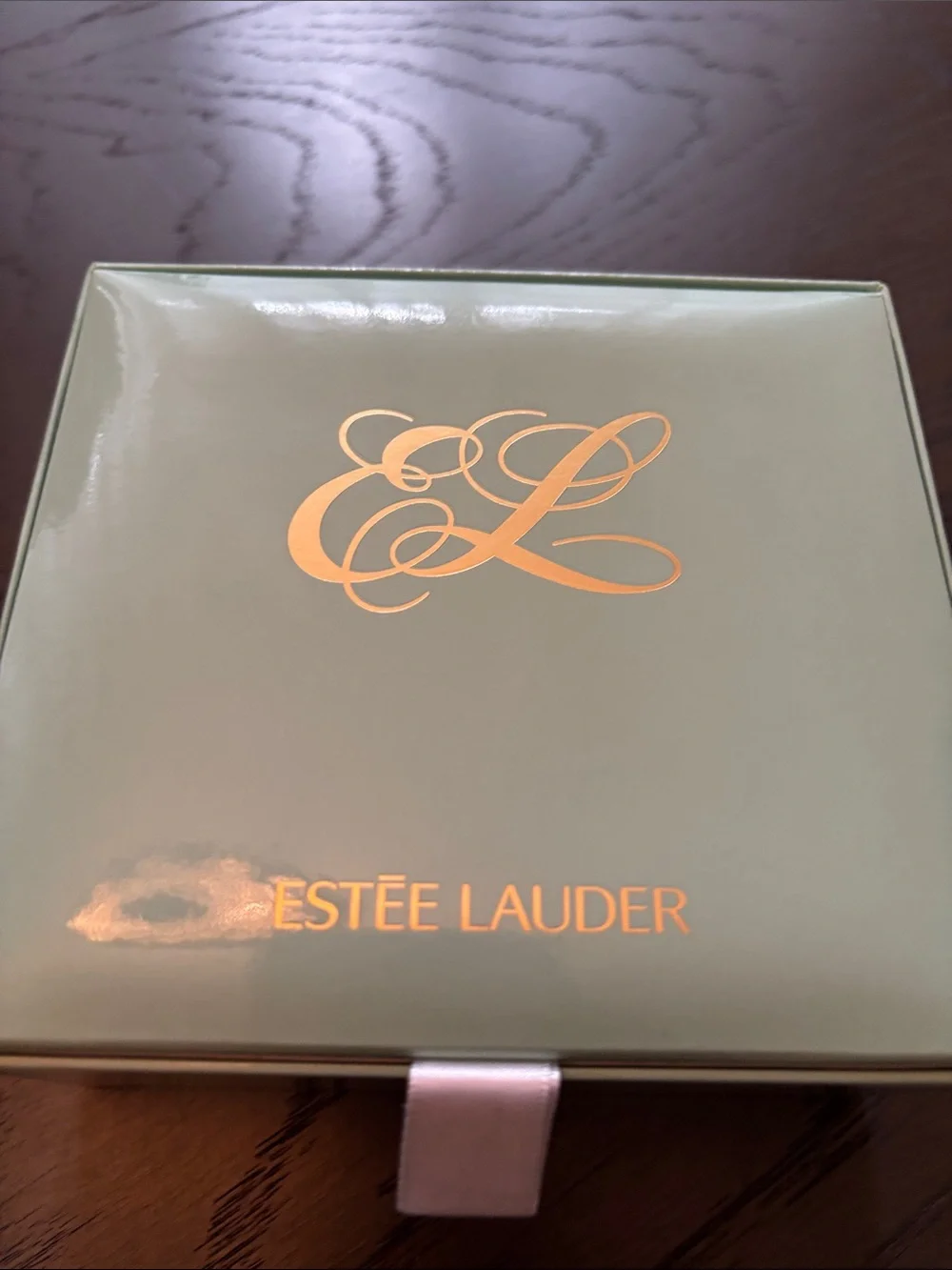 Estee Lauder Youth‑Dew Dusting Powder — NEW AND UNUSED. SEALED.